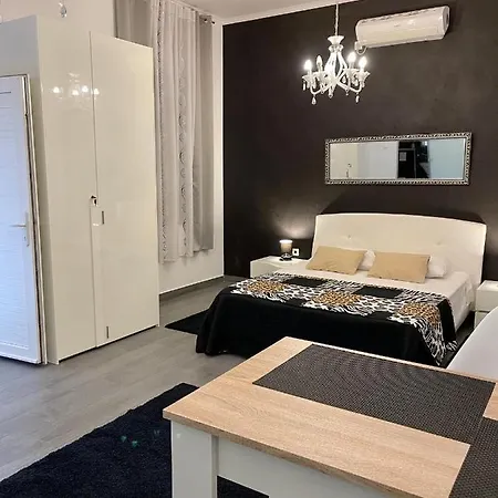 Διαμέρισμα Luxury Studio