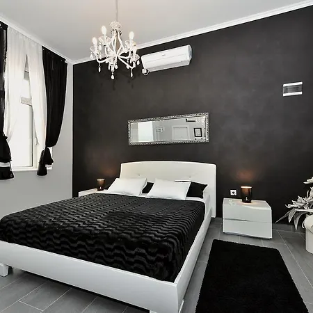 Luxury Studio