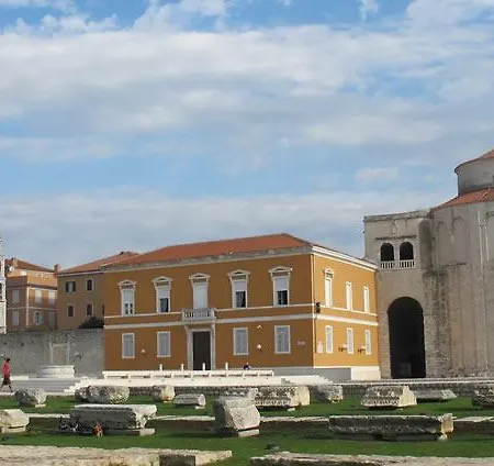 Luxury Studio * Ζαντάρ