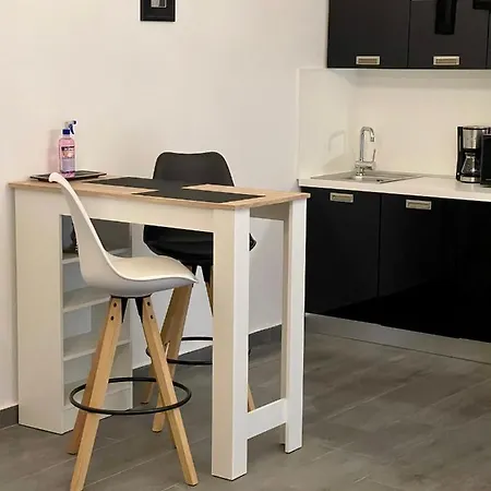 Luxury Studio 公寓 扎达尔